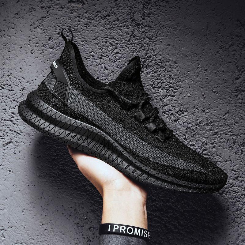Men's Lightweight Breathable Slip On Running Sports Shoes