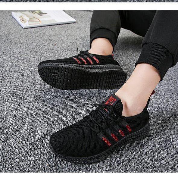 Men's Lightweight Breathable Slip On Running Sports Shoes