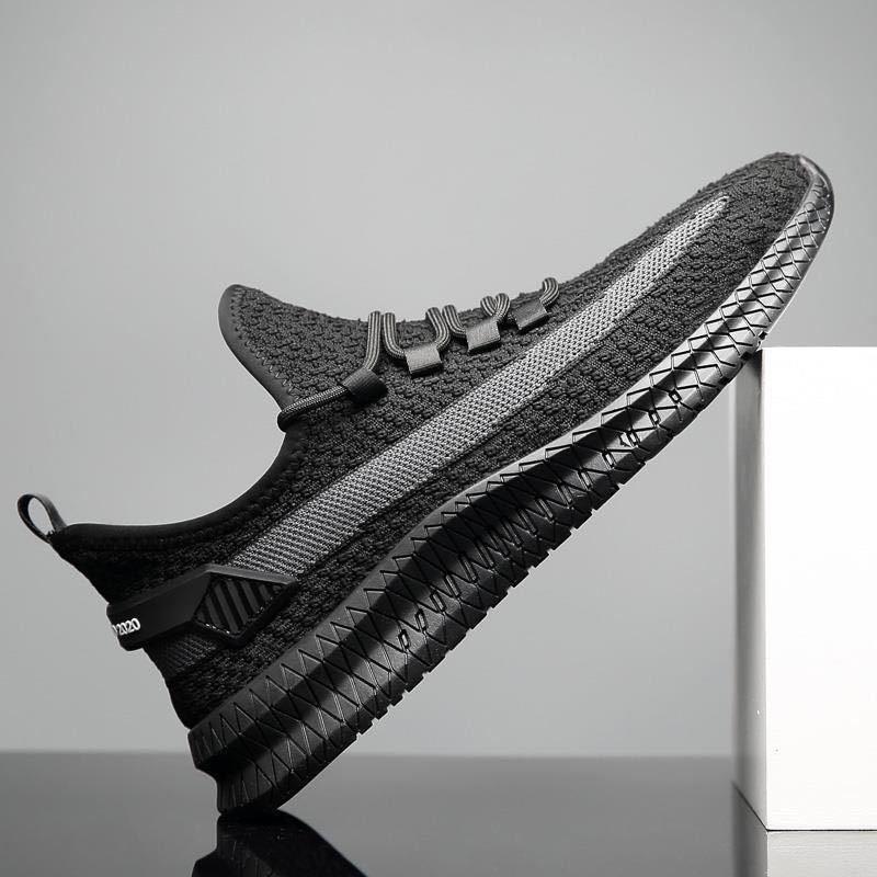Men's Lightweight Breathable Slip On Running Sports Shoes